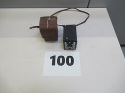 Nr._100__Historische_Kamera__Agfa_Box__6x9_cm_in_der_Tasche__Mindestgebot_5_Euro_01.JPG