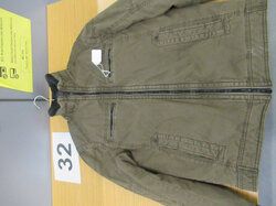 Nr._032_Herrenjacke_C_u._A_Gr._M_Mindestgebot_20_Euro_01.JPG