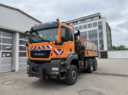 Nr._25_01_LKW_MAN_TGS_mit_Streugerät_Stratos_II_Mindestgebot_42.000_Euro.JPG