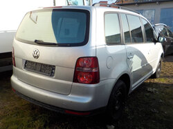 Nr._041_3_VW_Touran_2.0_TDI.JPG