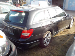 Nr._026_3_Mercedes_Benz_C300_CDI_4Matic.JPG
