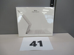 Nr._041_Apple_i_Pad_Magic_Keyboard__neu_Mindestgebot_200_Euro_01.JPG
