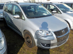 Nr._032_3_VW_Touran.JPG