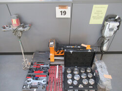 Nr._019__1_Palette__gebrauchtes_Werkzeug__Mindestgebot_300_Euro_01.JPG