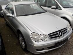 Nr._049_2_Mercedes_Benz_CLK_220_Kompressor.JPG