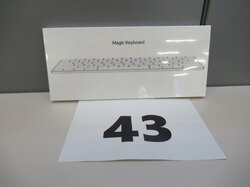 Nr._043_Apple_Magic_Keyboard__neu__Mindestgebot_50_Euro_01.JPG