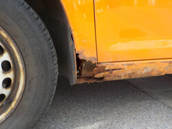 Nr._05_07_VW_Caddy_Mindestgebot_300_Euro.JPG
