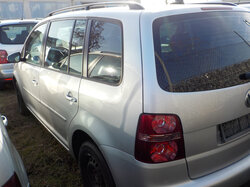 Nr._024_5_VW_Touran.JPG
