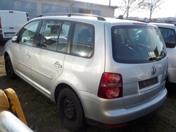 Nr._027_3_VW_Touran.JPG