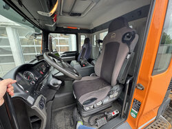 Nr._25_13_LKW_MAN_TGS_mit_Streugerät_Stratos_II_Mindestgebot_42.000_Euro.JPG