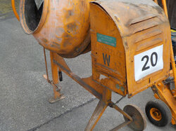 Nr._20_01_Beton_Mischmaschine_Lescha_Mindestgebot__20_Euro.JPG