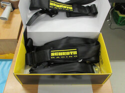  Nr._136_2_Schroth_Sicherheitsgürtel_neu_400_Euro_01.JPG