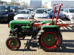 008_Ackerschlepper_Holder_B10_D_Baujahr_1956_Zoll_Auktion_ID_963078.JPG