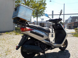 Nr._024_04_Roller_Yamaha_Vity.JPG