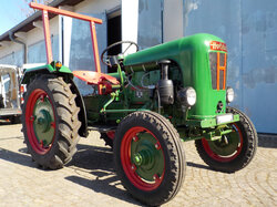 003_Ackerschlepper_Holder_B10_D_Baujahr_1956_Zoll_Auktion_ID_963078.JPG