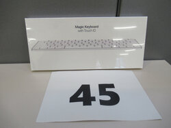 Nr._045_Apple_Magic_Keyboard__neu__Mindestgebot_50_Euro_01.JPG