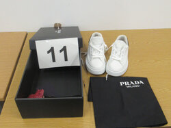  Nr._011_1_Paar_Prada_Sneakers__gebraucht__Mindestgebot_100_Euro_01.JPG