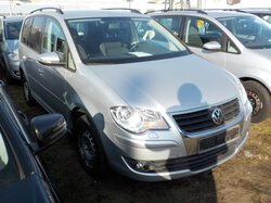 Nr._031_2_VW_Touran.JPG