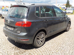 Nr._045_3_VW_Golf_Sportsvan_Allstar.JPG