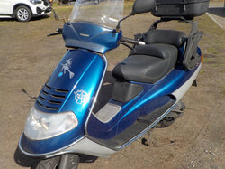  Nr._020_1_Roller_Piaggio_EX_125_Mindestgebot_200_Euro.JPG