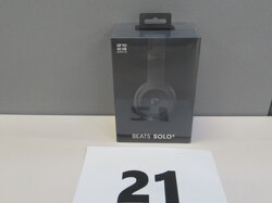 Nr._021__Apple_Kopfhörer_Beats_Solo_3__neu_Mindestgebot_110_Euro_01.JPG
