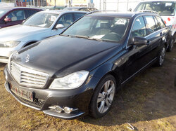Nr._026_1_Mercedes_Benz_C300_CDI_4Matic.JPG