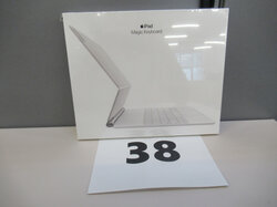 Nr._038_Apple_i_Pad_Magic_Keyboard__neu_Mindestgebot_200_Euro_01.JPG