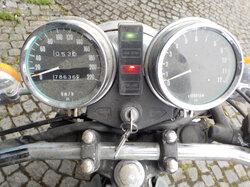  Nr._071_6_Motorrad_Kawasaki_KZ_650B_Mindestgebot_300_Euro.JPG